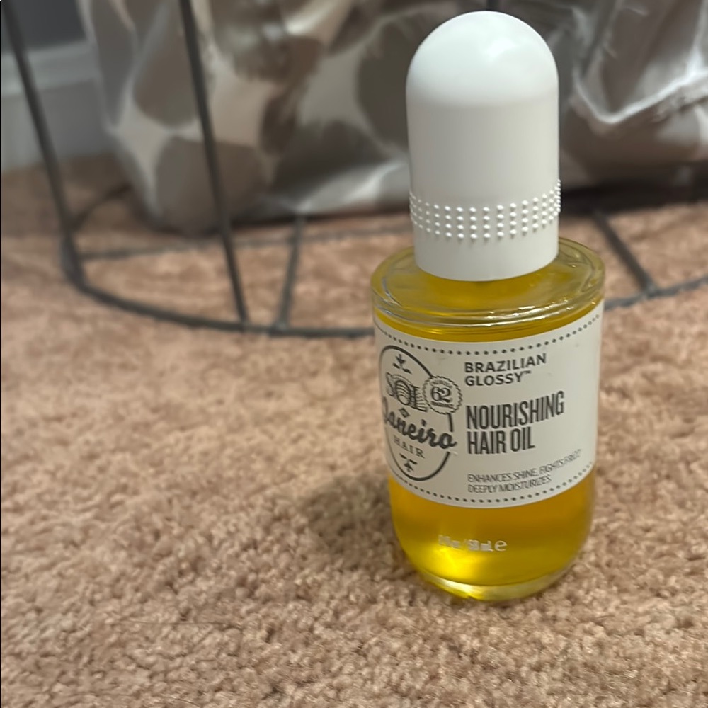 SOL de Janeiro hair oil